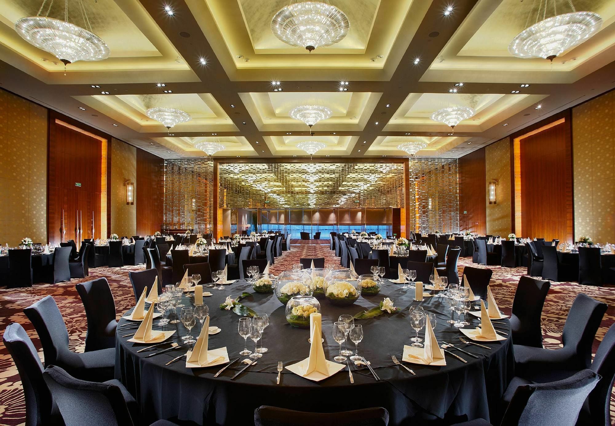 Renaissance Chengdu Hotel Exterior photo